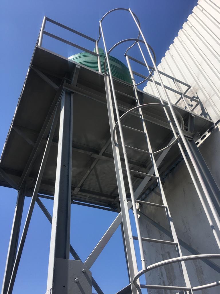 Water_tank_stand